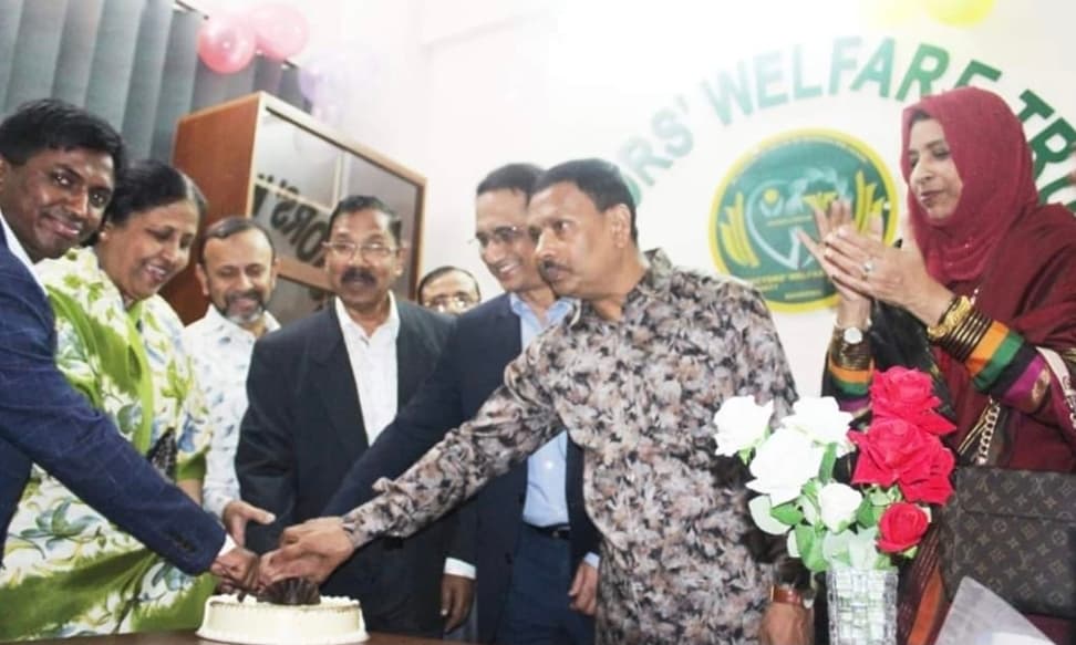 Inauguration of DWT office by cake cutting with the presence of all the Major general of Army Medical Crops